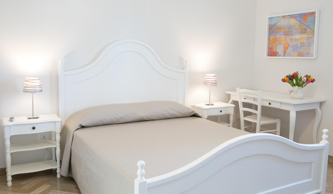 Bed and Breakfast Le Duchesse à Trani Extérieur photo