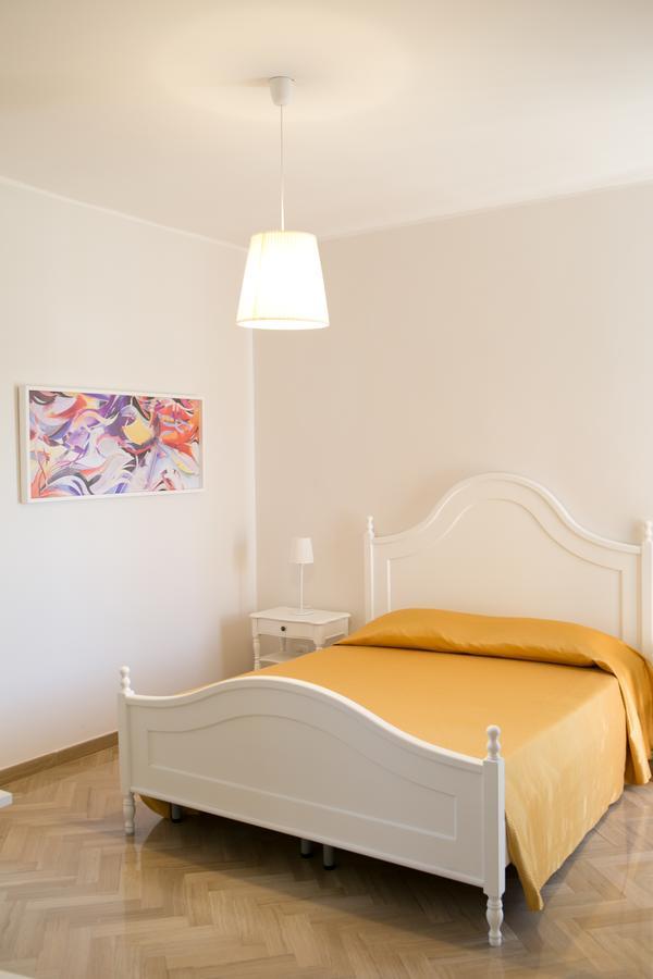 Bed and Breakfast Le Duchesse à Trani Extérieur photo